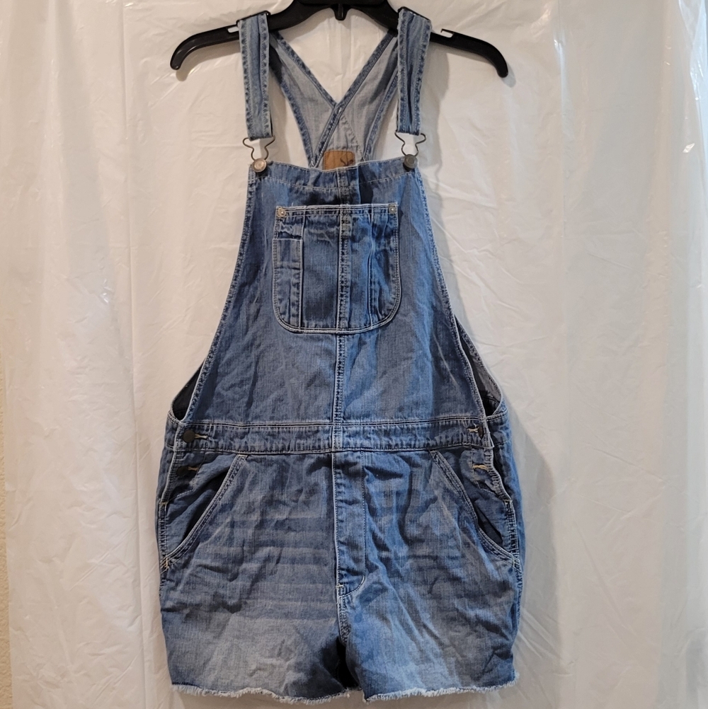 American Eagle Outfitters Blue Denim with Brown Patch L